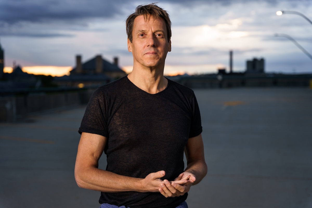 Alan Williams Bridges Worlds While ‘Floating On The Dreamline,’ (INTERVIEW) - Glide Magazine