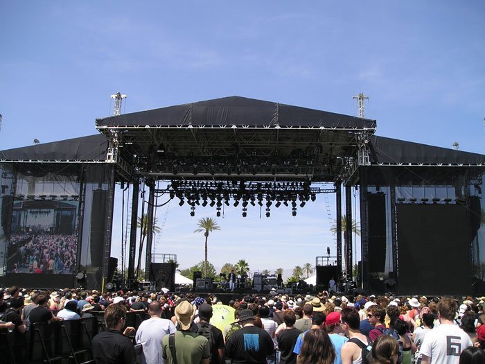 Coachella – 2005: Empire Polo Field, Indio, CA  4/30 + 5/1/05