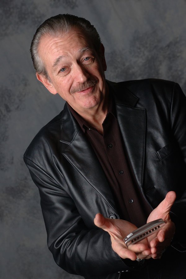 Charlie Musselwhite: As Blue as Blues Can Get (INTERVIEW)