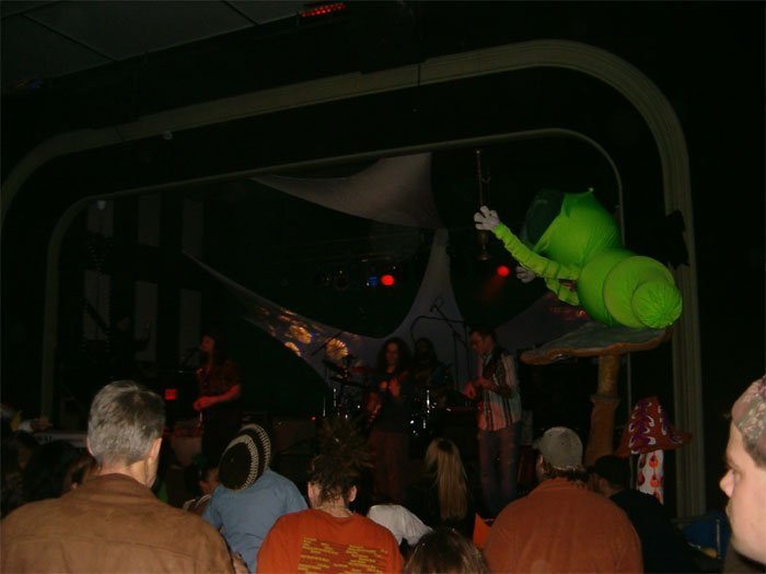 Big Island Shindig : Hawthorne Theater – Portland, OR  12/31/2005