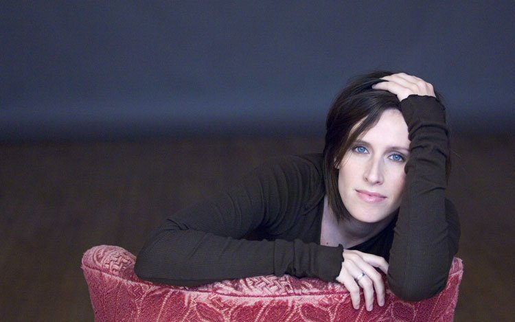 Edie Carey with Holly Figueroa: Tractor Tavern, Seattle, WA  11/27/2006