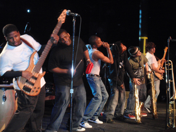 Dirty Dozen Brass Band, Albino!, Greyboy Allstars, Bill Kreutzmann Trio: Portland, OR 2/13/-15-09