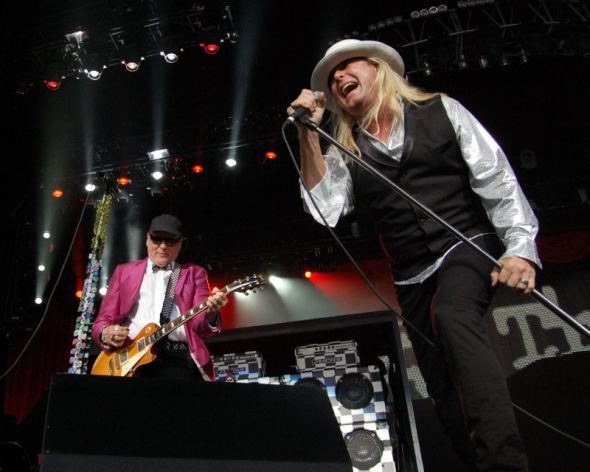 Cheap Trick, Def Leppard, Poison: Nissan Pavilion, Bristow, VA  7/12/09