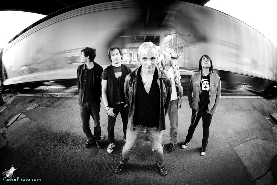 Everclear – Can’t Keep Art Alexakis Down