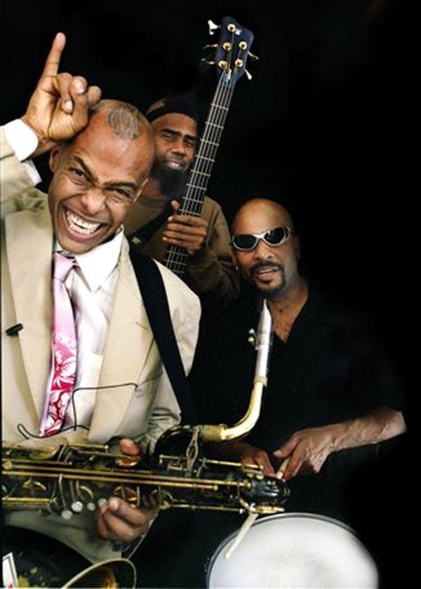 Fishbone: Le Poisson Rouge, NYC, 10/22/10 - Glide Magazine