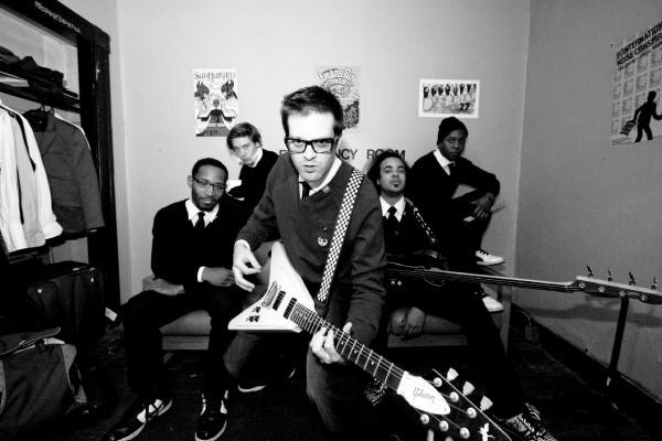 Mayer Hawthorne/Gordon Voidwell/Soap Collectors: Alladin Theater, Portland, OR  11/9/10