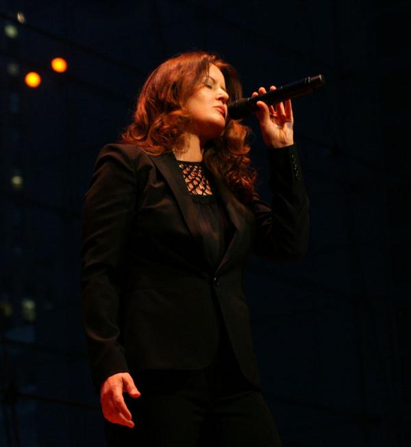 Paula Cole: Yoshis SF, San Francisco, CA  11/3/10