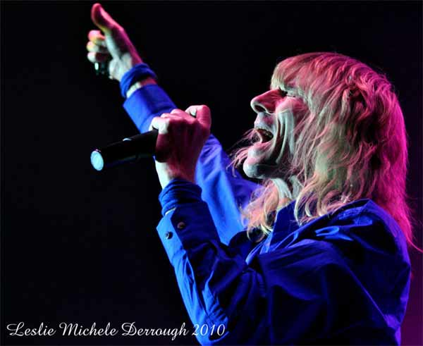 Kix/Slaughter: Hard Rock Live, Biloxi, MS, 12/23/10