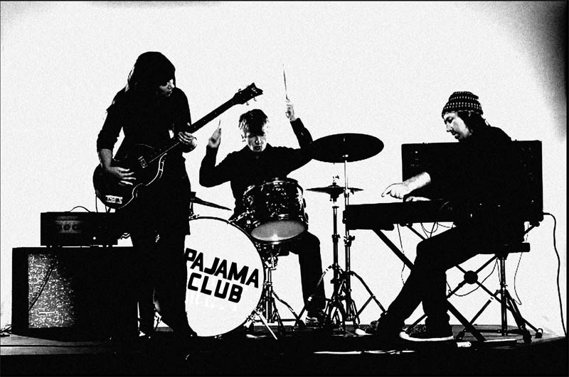 Neil Finn – From Crowded House To Pajama Club