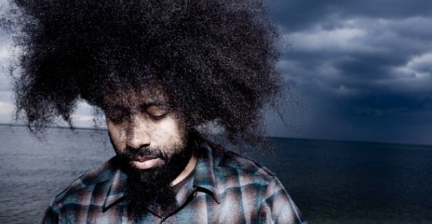 Musician/Comedian/Vocalist/Beatboxer Reggie Watts Plans US Tour