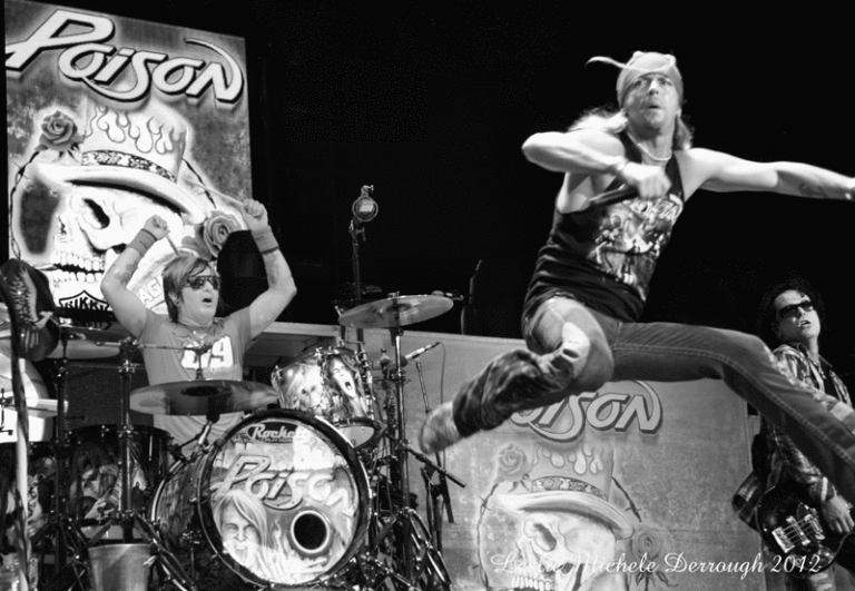 Rock of Ages Tour – Def Leppard, Lita Ford, Poison – Exclusive Interviews with Collen & Rockett: Cynthia Woods Mitchell Pavilion, The Woodlands, TX, 9/01/12