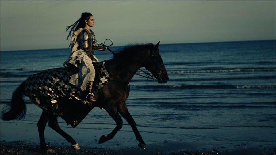 KT Tunstall – Invisible Empire // Crescent Moon