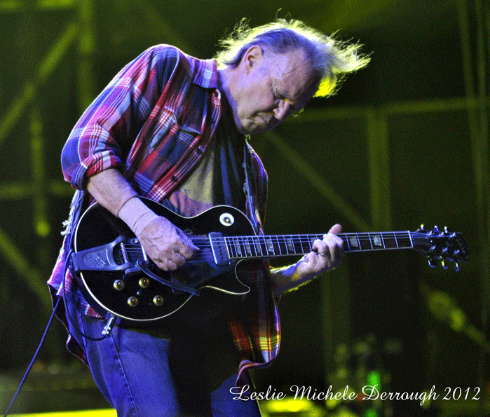 Neil Young Announces 4 Nights at Carnegie Hall