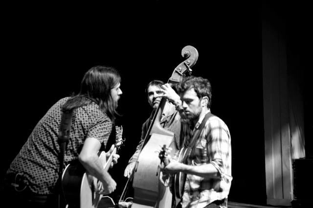 The Avett Brothers- Magpie and the Dandelion
