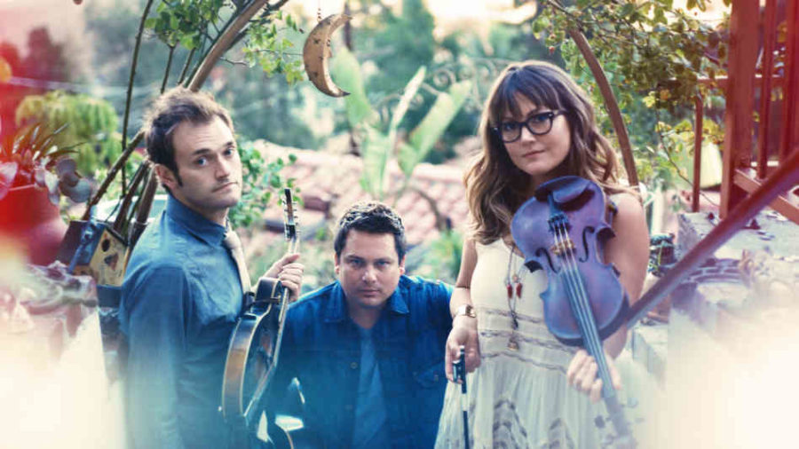 Nickel Creek – Wiltern Theatre, Los Angeles, CA 5/21/14 (Show Review)