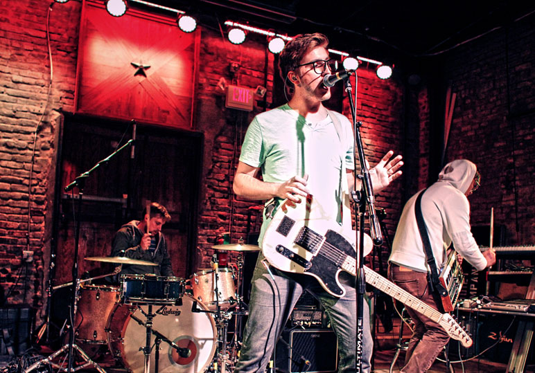 SONG PREMIERE:   SCIENTIST – “Deep Down (Soul Glow Activatur Phenomenon Remix)”