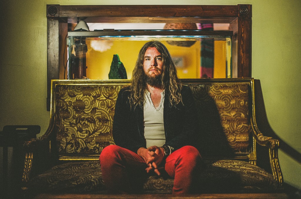 Israel Nash Embarking On Worldwide Tour In Support of ‘Rain Plans’