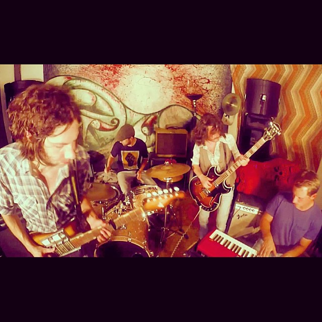 SONG PREMIERE: Handsome Jack – “Between the Lines”