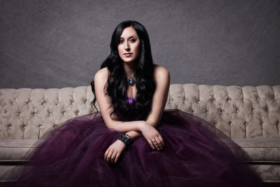 VIDEO PREMIERE – Nat Jay – “Can’t Getcha Out”