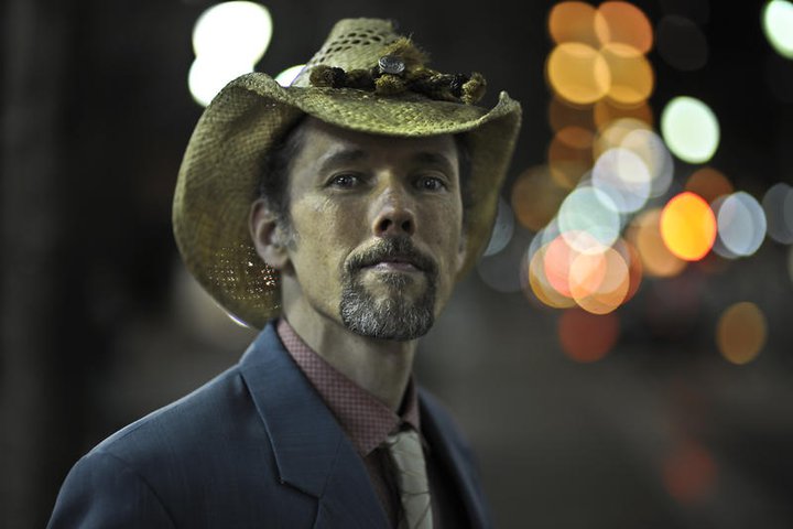 Jonathan Byrd Talks About “Working Offshore” (INTERVIEW)