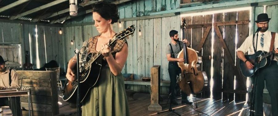 Jamie Lin Wilson – Holidays & Wedding Rings (ALBUM REVIEW)