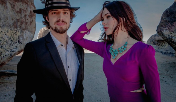 HONEYHONEY – 3 (ALBUM REVIEW)