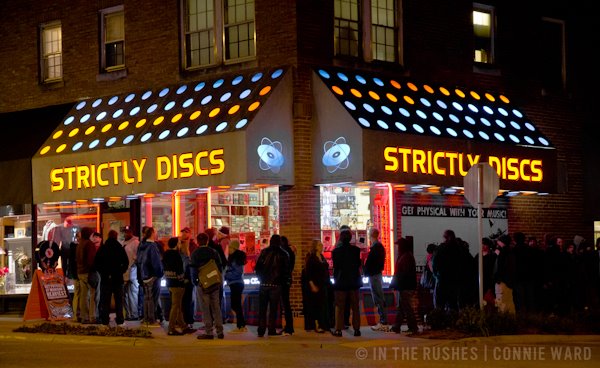 Vinyl Lives: Strictly Discs – Madison, WI