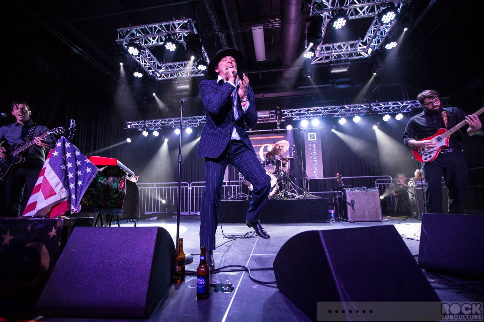 SONG PREMIERE: Moondog Matinee – “Put Me Right”