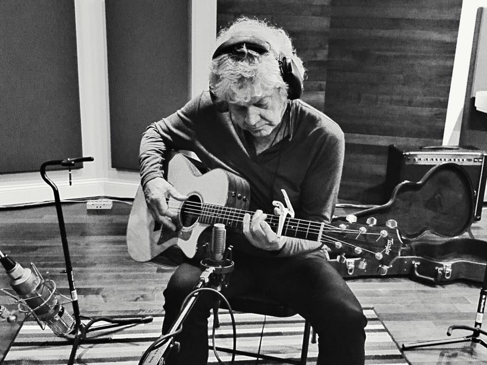 John Lodge of The Moody Blues Talks Solo Album & Another Cruise (INTERVIEW)