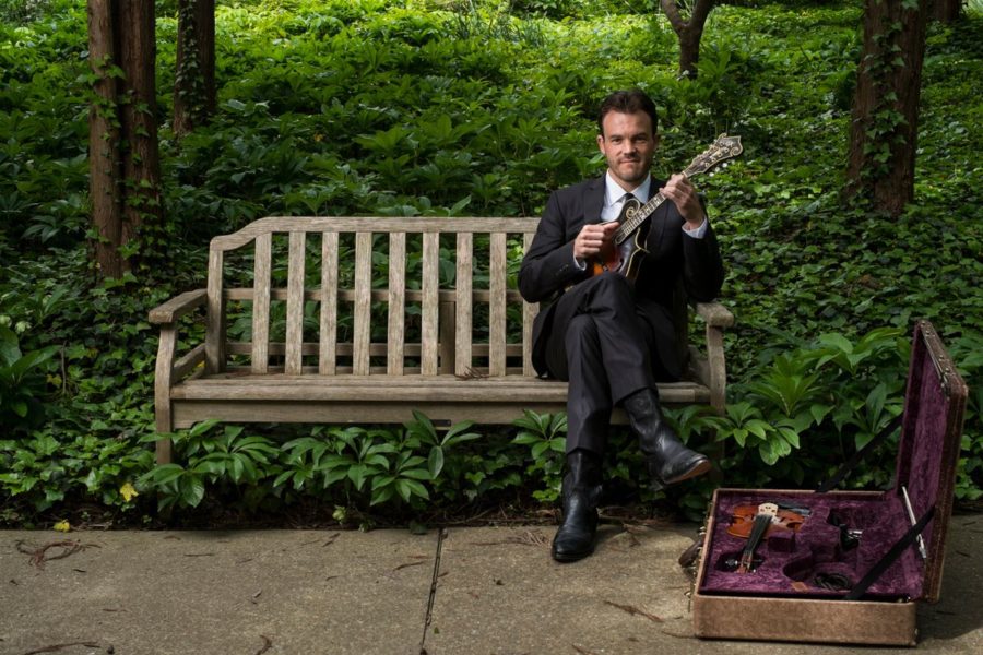 SONG PREMIERE: Frazierband – “Tell Me (Moving Along On The Water)”