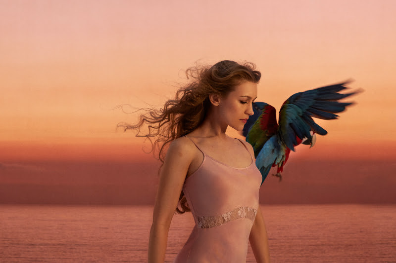 Happy 35th Birthday to Joanna Newsom (Watch “Leaving The City” Live)