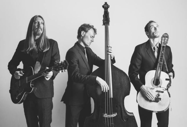 The Wood Brothers Offer Warm Comfort To Higher Ground (SHOW REVIEW)