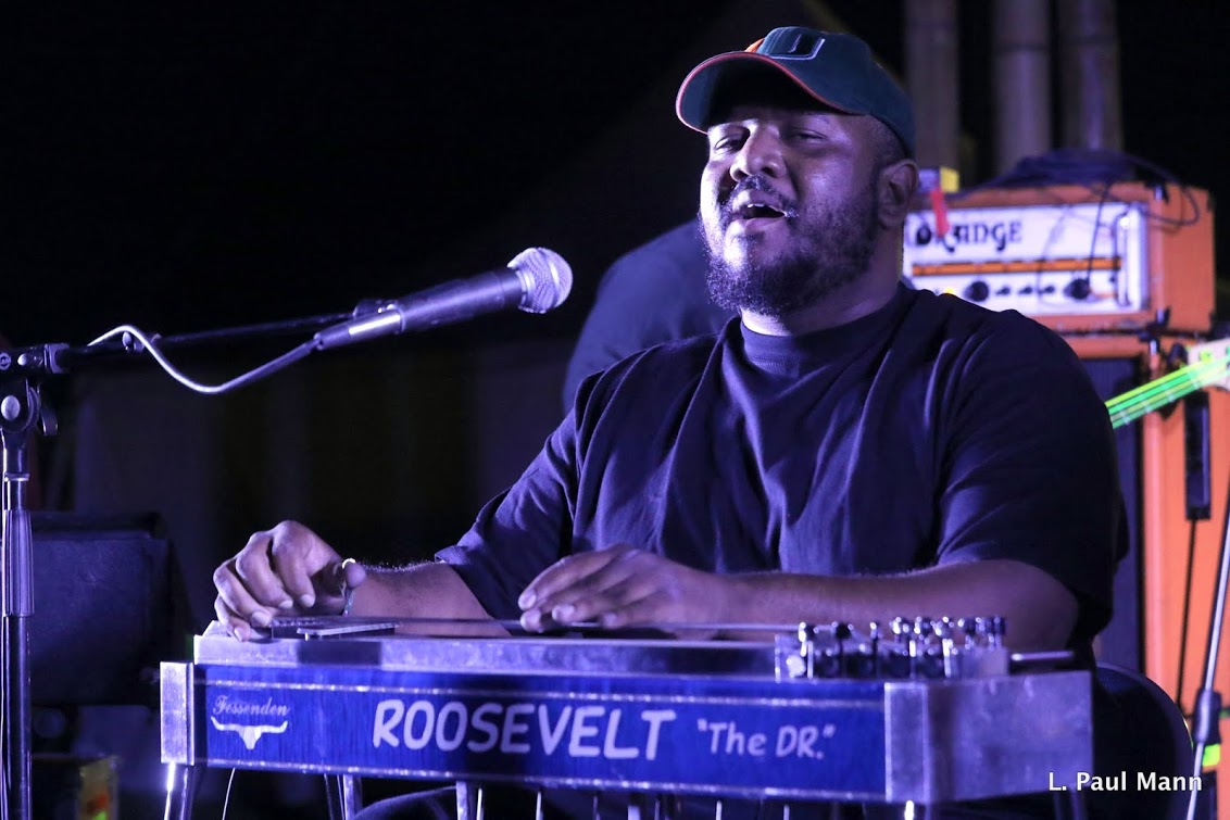 Tedeschi Trucks Band, Dawes, Bruce Hornsby, Doobie Brothers Deliver at 27th Annual Warren Haynes Christmas Jam (SHOW REVIEW)