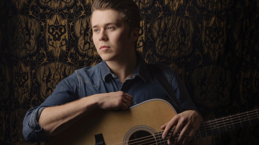 VIDEO PREMIERE: Christian Lopez Band Performs Intimate Acoustic Version Of “Morning Rise”