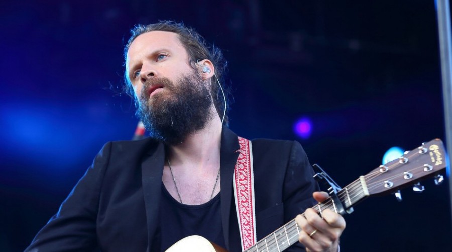 Father John Misty Delivers Folk-Rock In Disciple-Like Fashion To Boston Crowd (SHOW REVIEW)