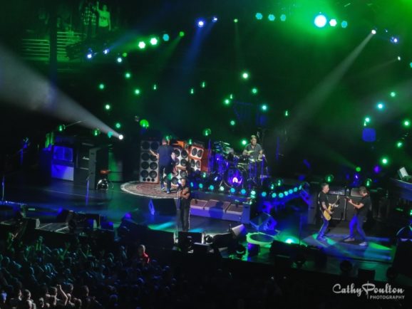 Pearl Jam Perform &lsquo;Ten&rsquo; In Its Entirety & Order First Time Ever in