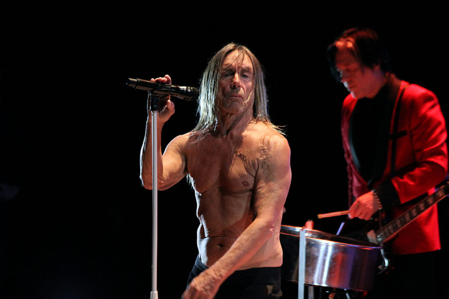Iggy Pop Dresses Up/ Strips New Songs & Old With Five Piece Band in Minneapolis (PHOTOS)
