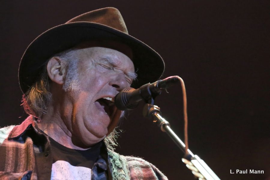 Neil Young, Beck, Paul Simon & More Lead 2016 Beale Street Music Festival (PHOTOS)