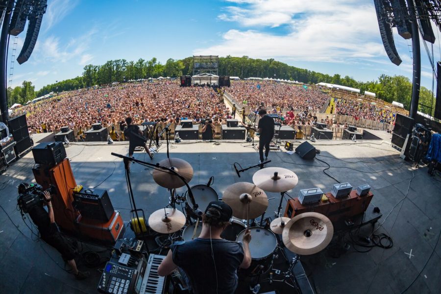 Kings of Leon Try for Redemption at Firefly 2016 (FESTIVAL RECAP – Thursday/Friday)