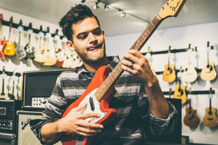 ALBUM PREMIERE: Alex Pinto Builds Dreamy Soundscapes of Blues And Jazz On ‘Parkside’ EP