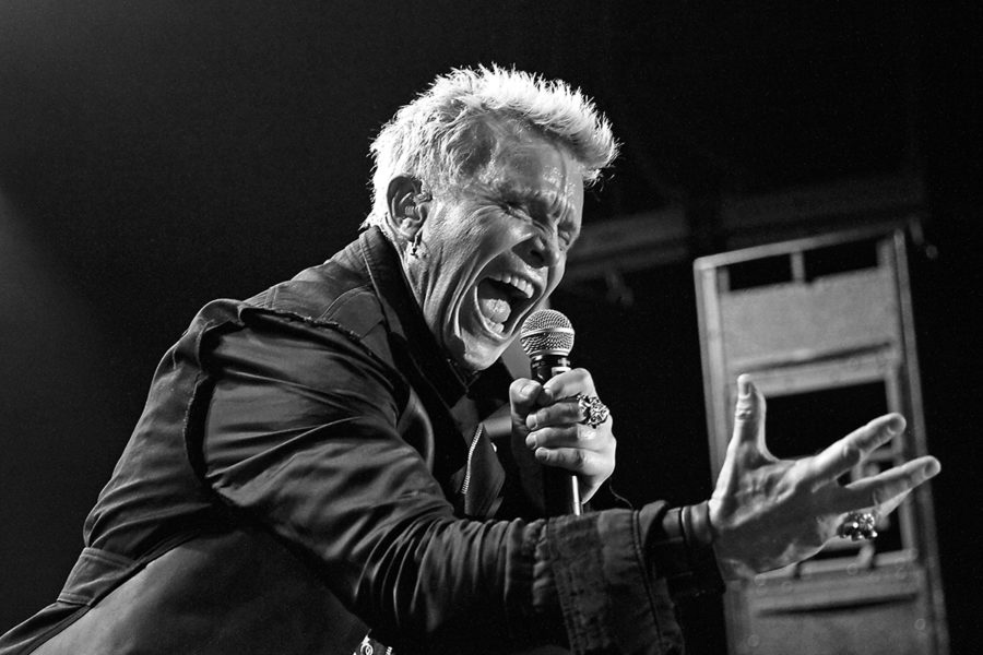 Billy Idol Gives Nod to Prince With “Controversy” at First Avenue in Minneapois (PHOTOS)