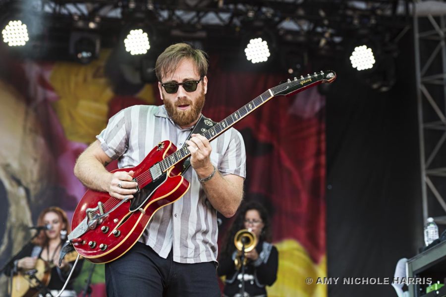 Dan Auerbach Makes Old Fashioned & Effortlessly Cool LP On ‘Waiting On A Song’ (ALBUM REVIEW)