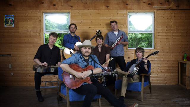 Wilco Embrace Acoustic Sound & Deeply Personal Lyrics On ‘Schmilco’ (ALBUM REVIEW)