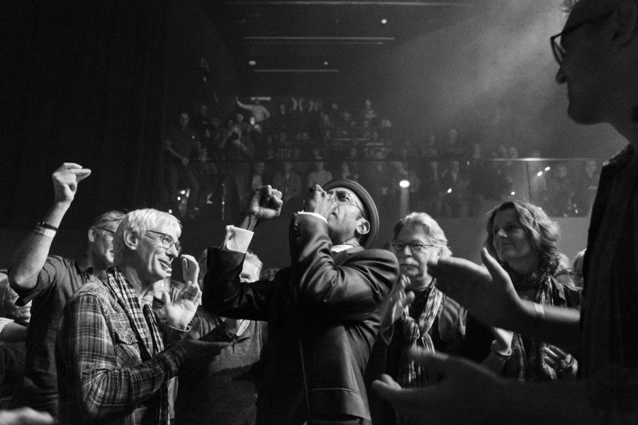 Tales From The Golden Road: Sell-outs, Sheep And Stamppot For The Reverend Shawn Amos (Part II)