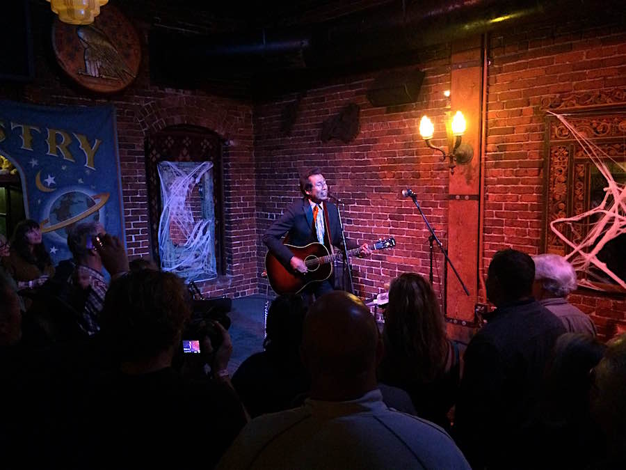 Alejandro Escovedo Shares Stories And Songs With Intimate Crowd In Portland (SHOW REVIEW)