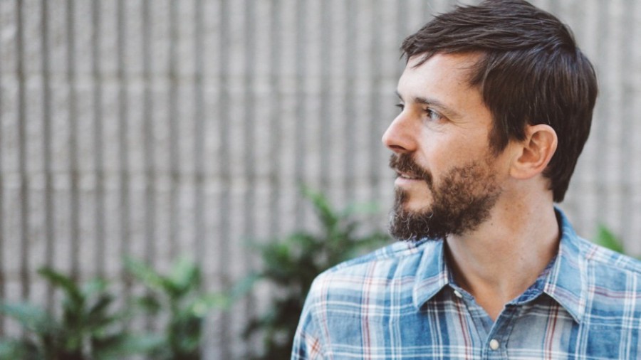 Glen Phillips Shows Trademark Melodic Prowess on ‘Swallowed By the New’ (ALBUM REVIEW)