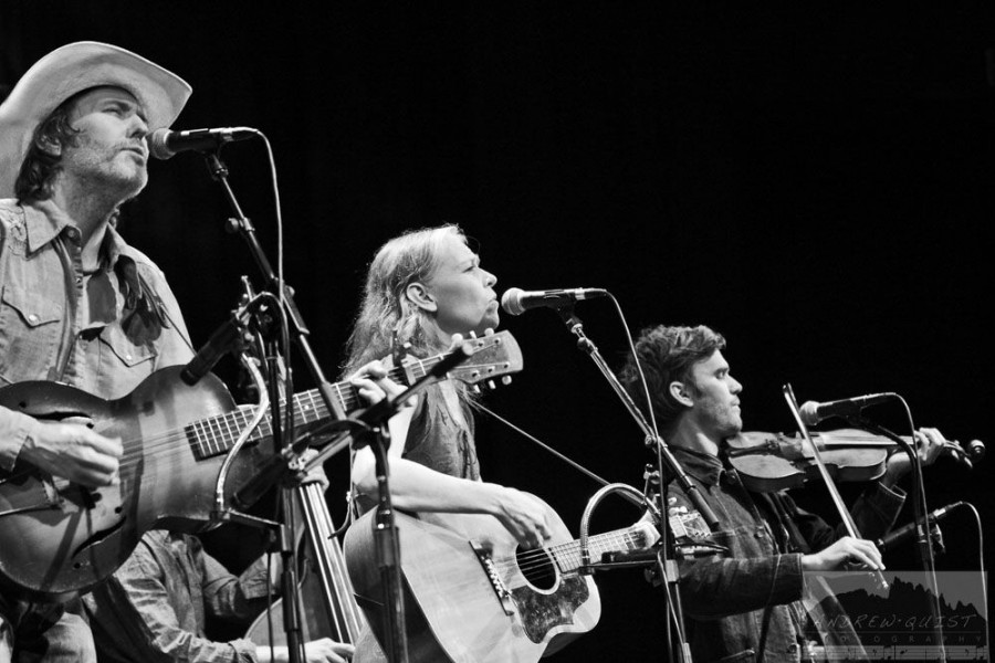 David Rawlings Machine and Gillian Welch Wheel Into Santa Cruz (SHOW REVIEW)