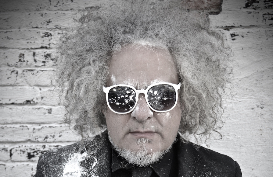 VIDEO PREMIERE: Sxip Shirey Teams Up With Xavier On Electro-pop Anthem “Cinnamon Stick”