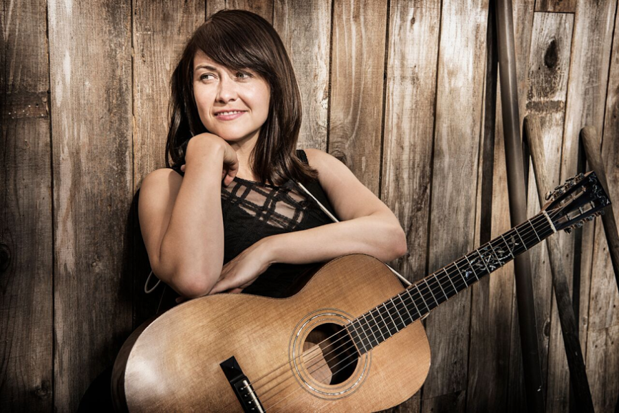 SONG PREMIERE: Gwyneth Moreland Connects To The Land “Broken Road”