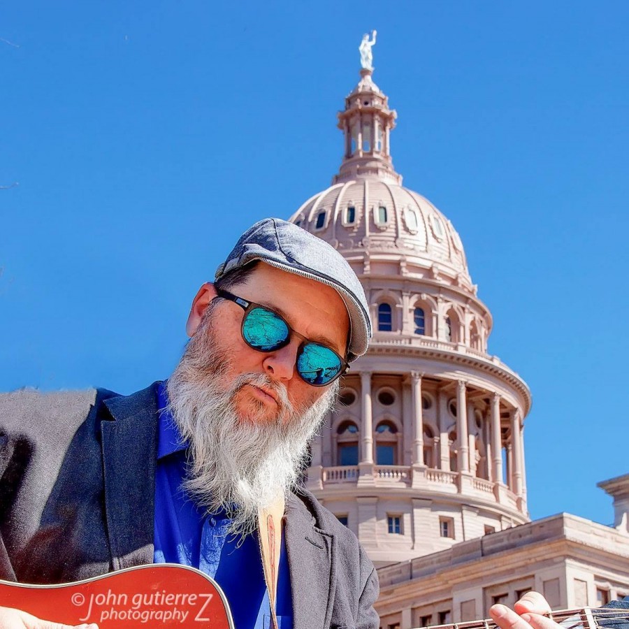 Kevin Russell (Ex Gourds) Talks New Shinyribs Album, Tacos, Old Austin and more (INTERVIEW)